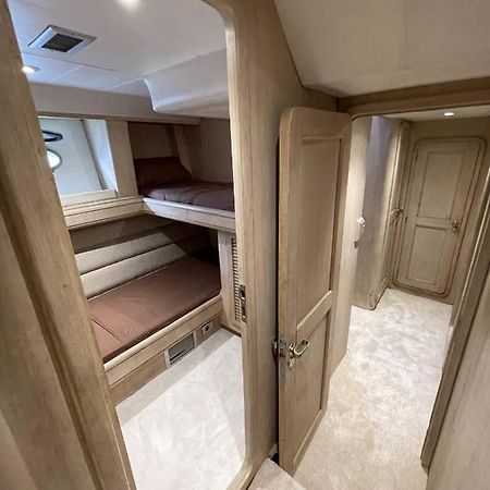 Hotel Yacht Sotavento Sant Adrià de Besòs Extérieur photo
